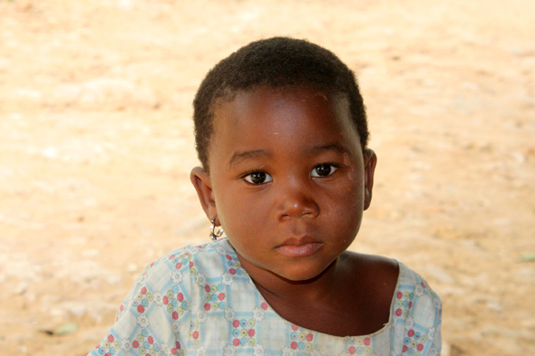 Kouma Kounda, Togo, enfants