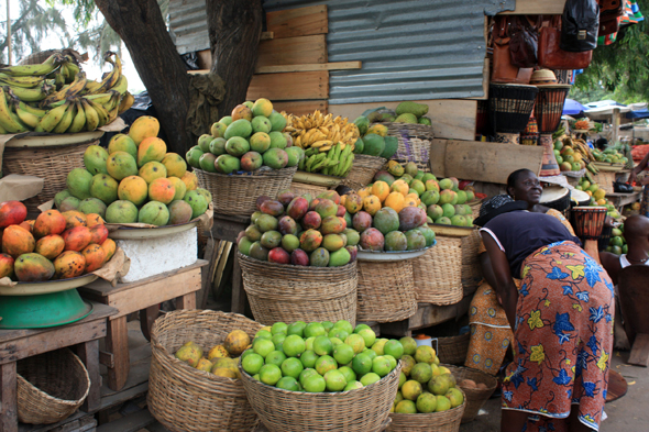 Lomé, fruits