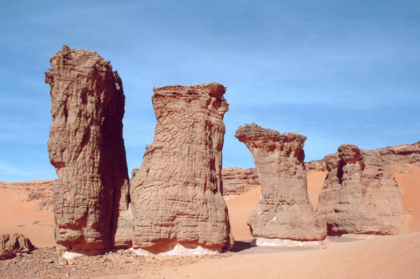 In Tehak, Sahara, dunes