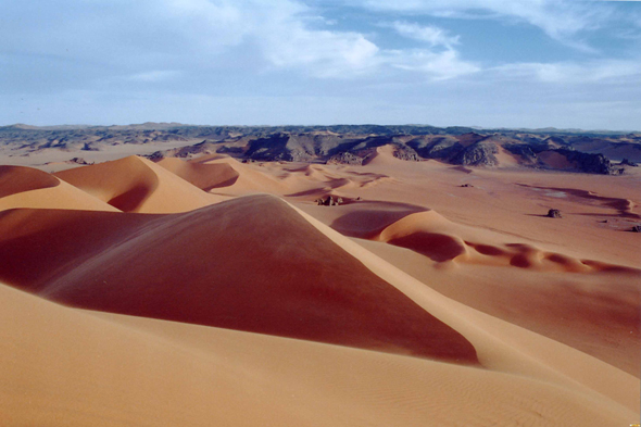 Les dunes de Tin Marzouga en Algérie