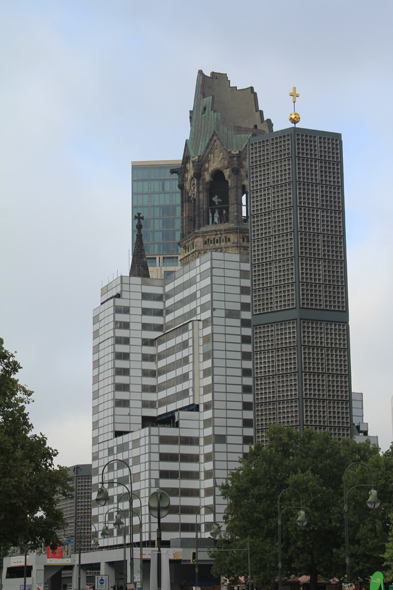 L'église Kaiser-Wilhelm-Gedächtnis-Kirche à Berlin