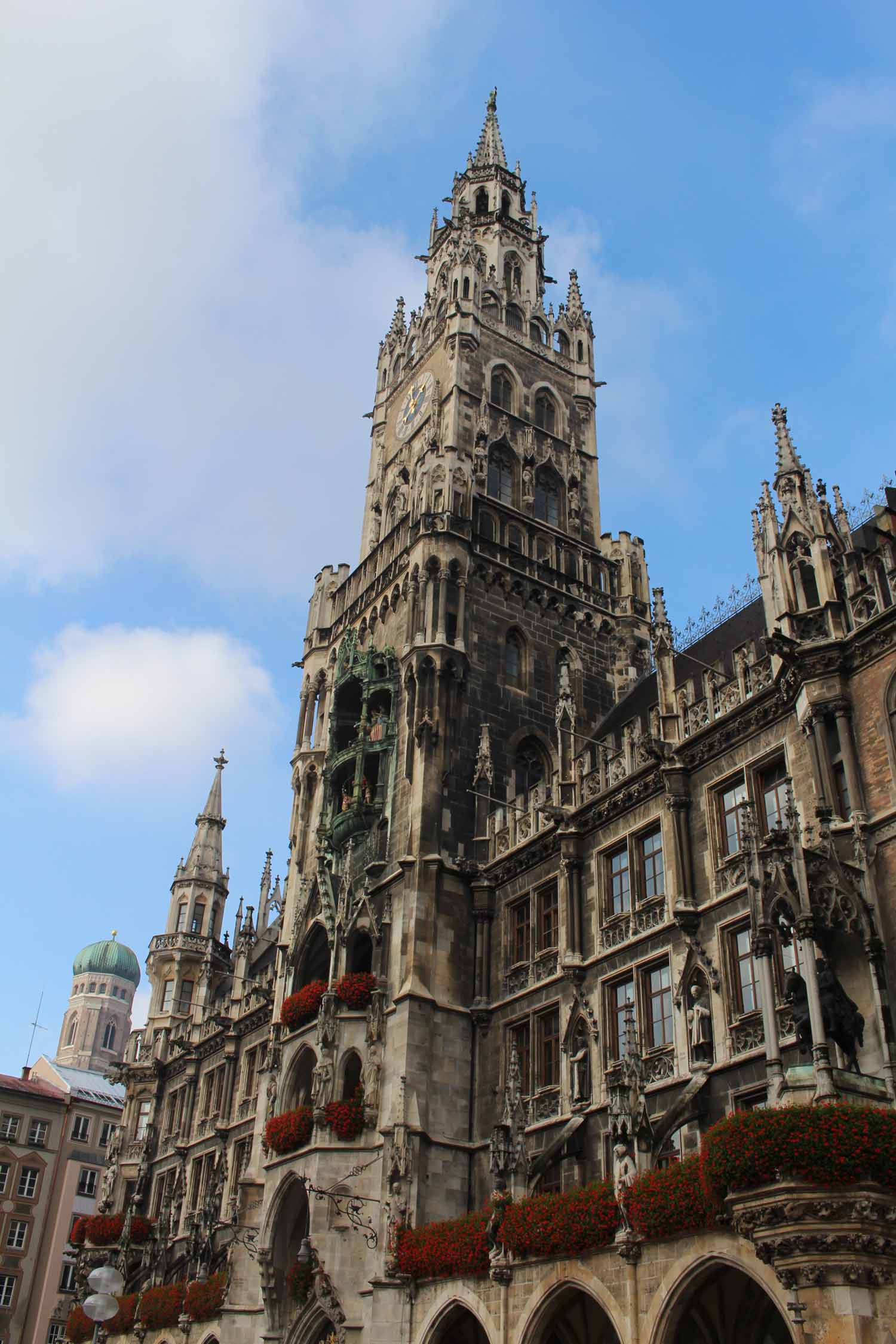 Le nouvel Hôtel de ville de Munich et sa belle façade