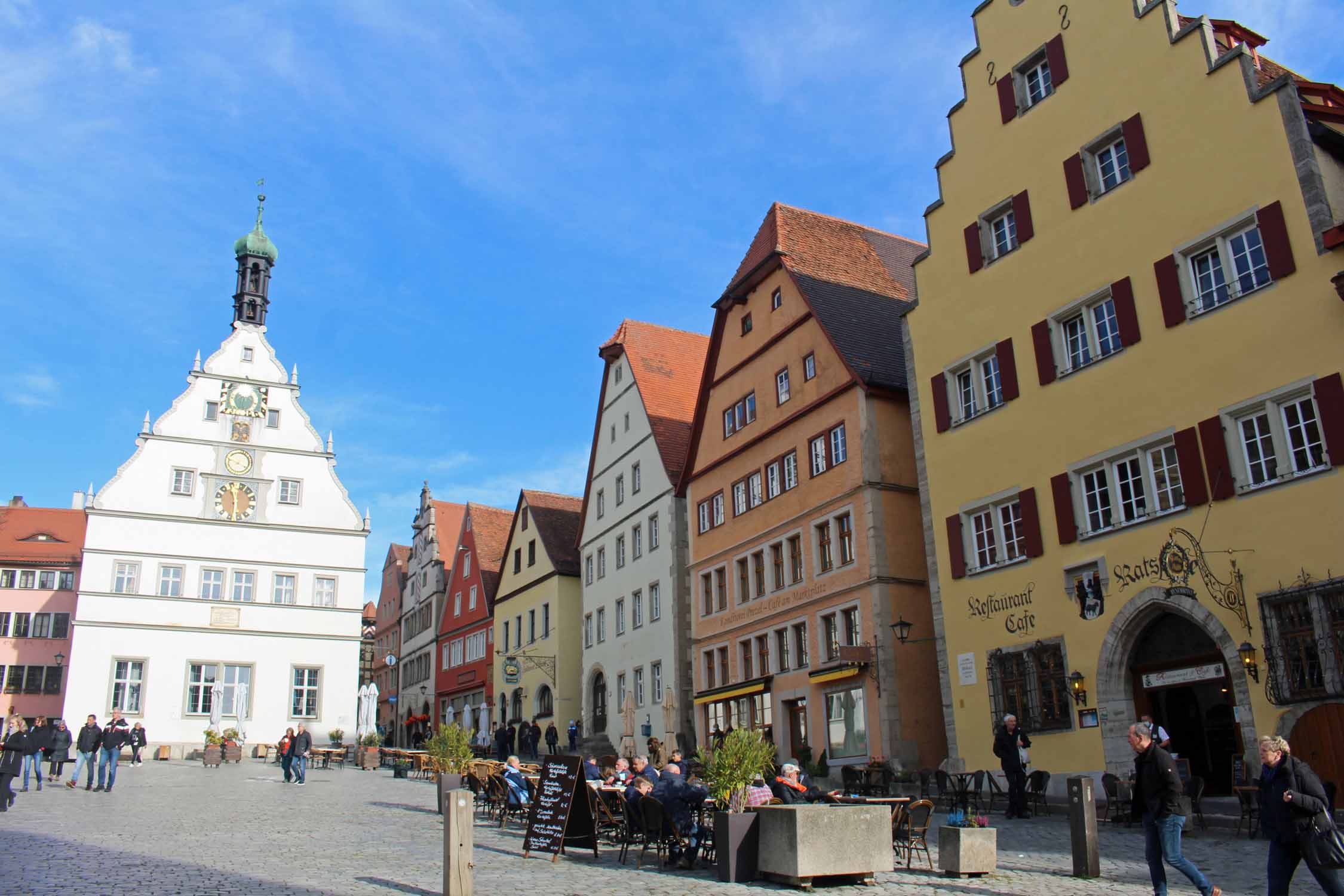 Rothenburg ob der Tauber, place du marché