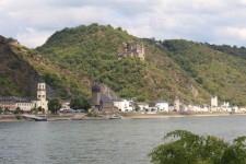 Le Rhin &agrave; Sankt Goarshausen