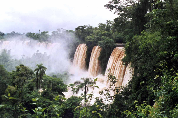 Iguazu, Chutes Salto Bossetti