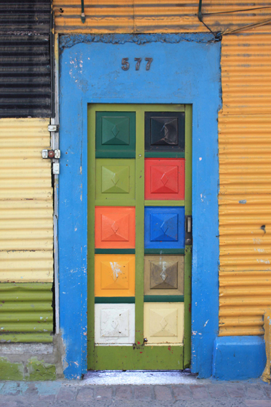 Une porte typique de Buenos Aires