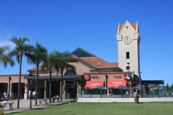 La gare de Tigre près de Buenos Aires