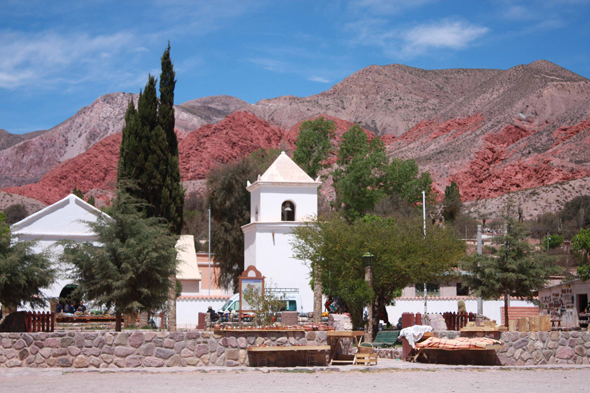 Uquía, village