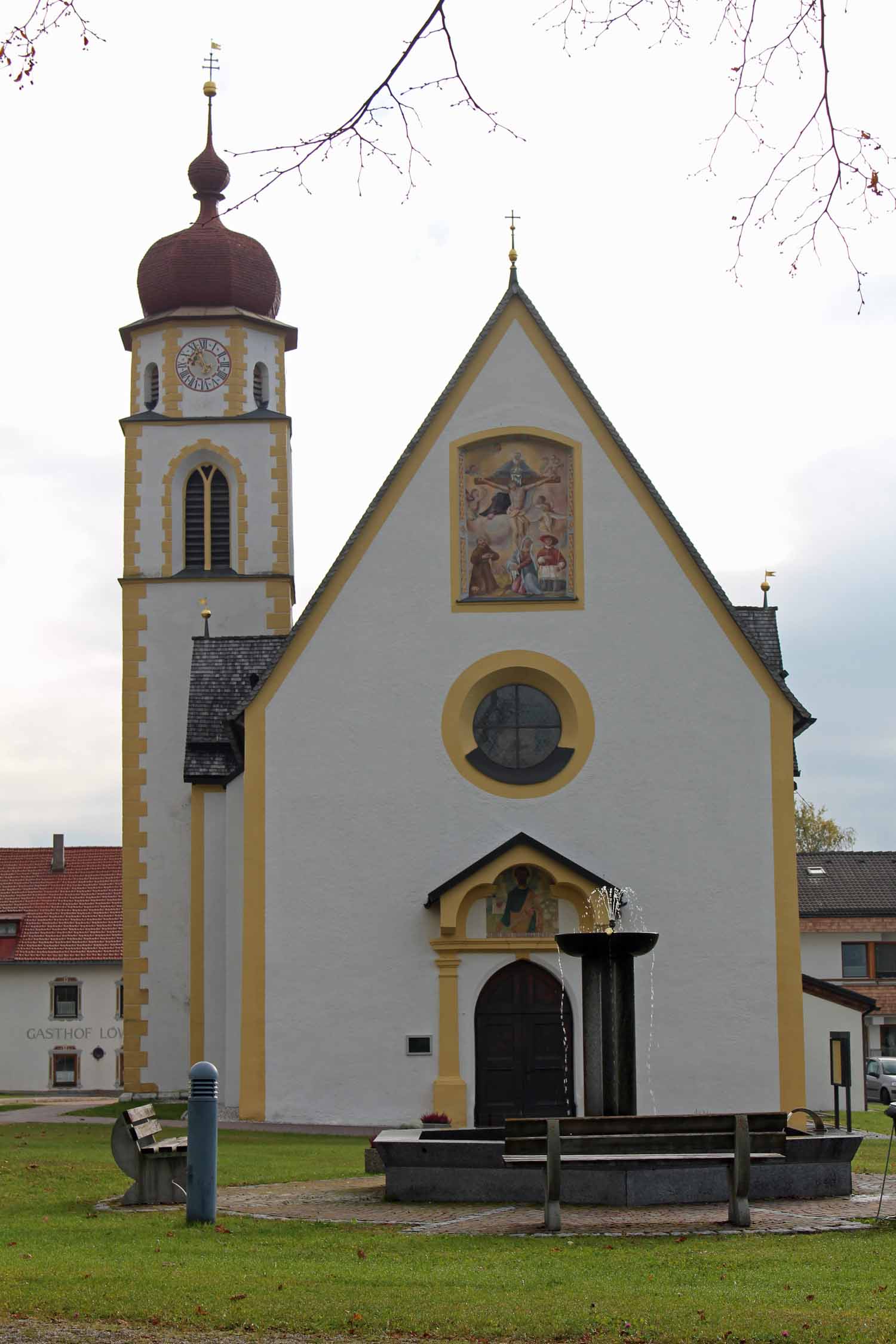 L'église de la Trinité à Barwies