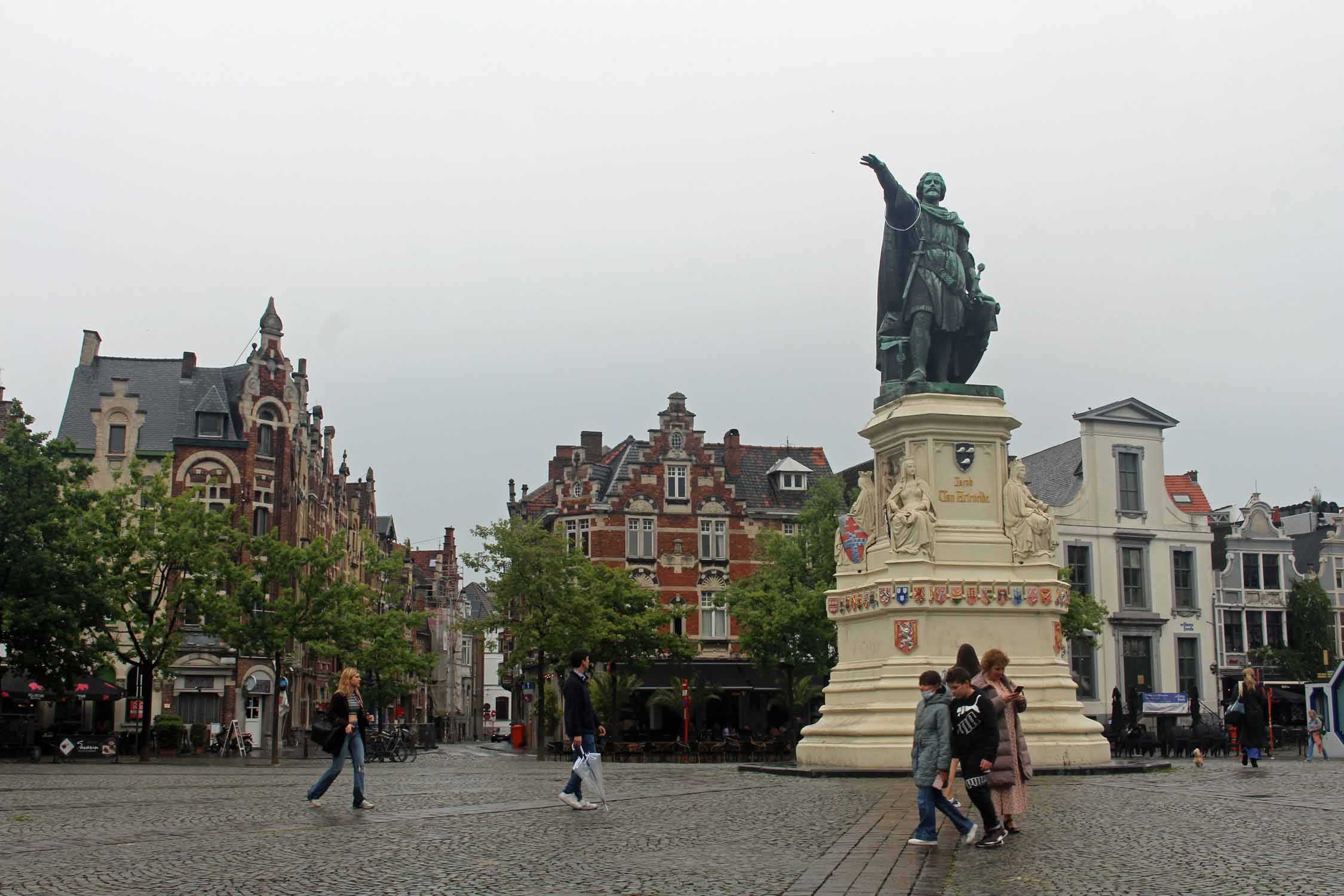 Gand, place Vrijdagsmarkt