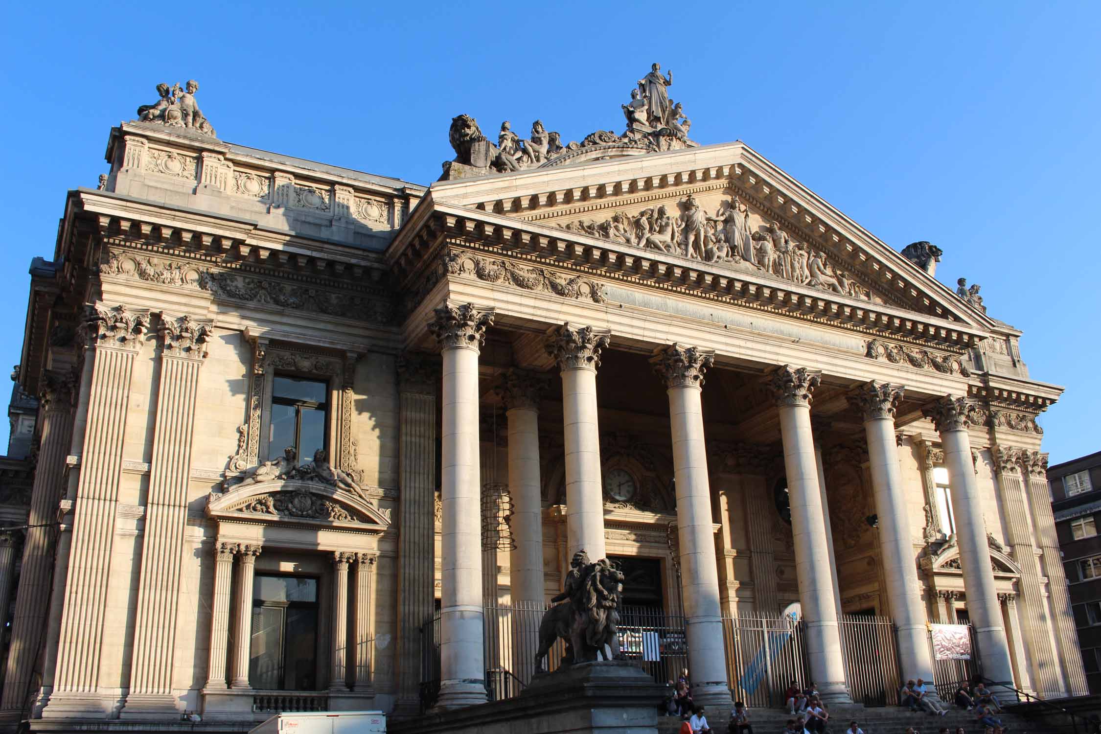 Le batiment de la Bourse de Bruxelles