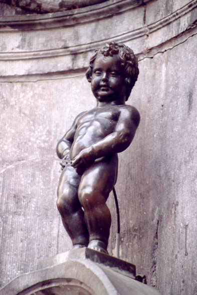 Bruxelles, le célèbre Manneken Pis