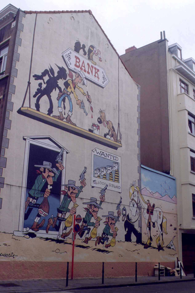Bruxelles, un dession de Lucky Luke sur un mur