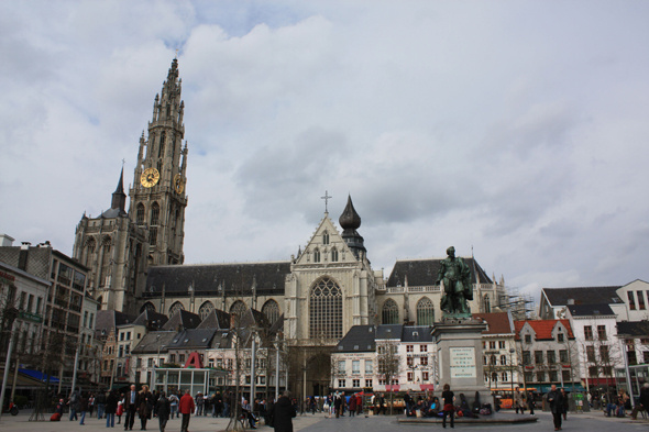 La jolie Groenplaats à Anvers