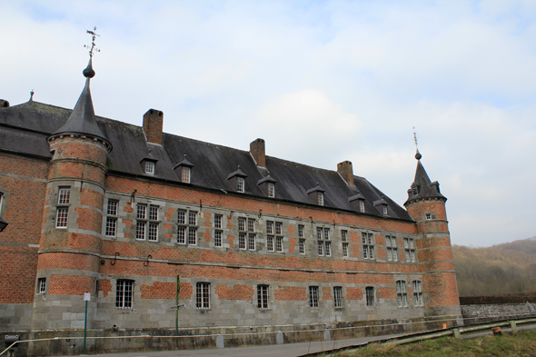 Château de Freÿr