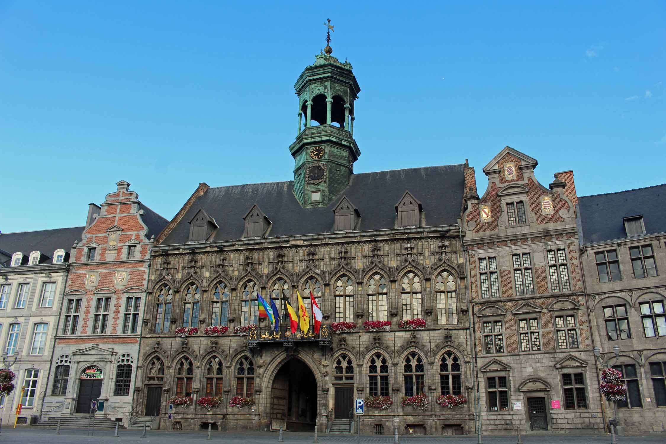 Mons, Grand-Place, hôtel de ville