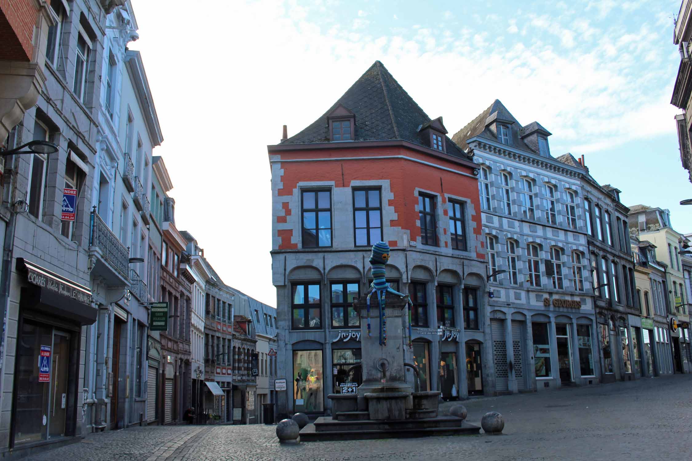 Mons, fontaine du Rouge-Puits