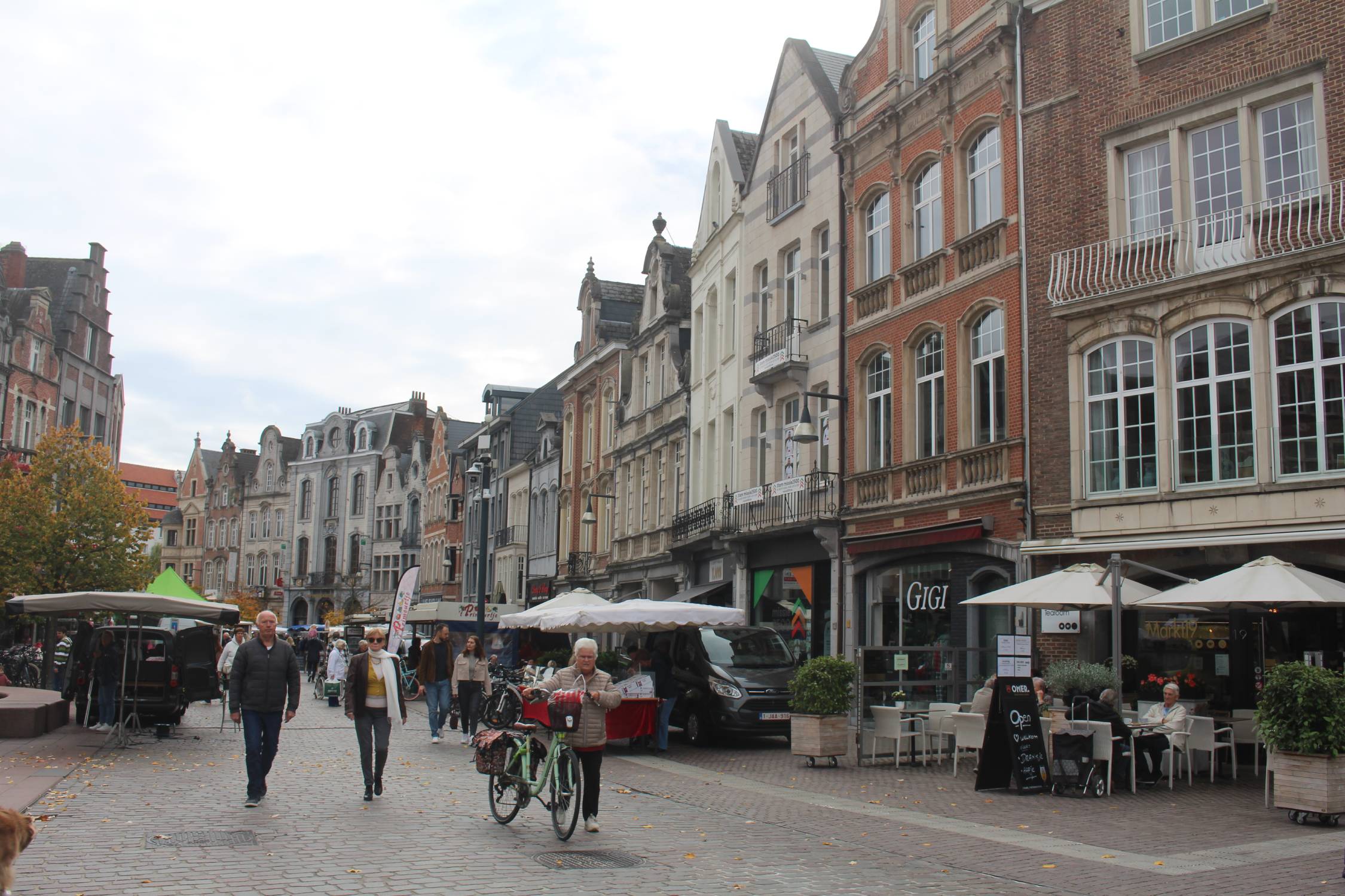 Lierre, Grand-place