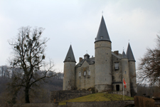 Ch&acirc;teau de V&ecirc;ves