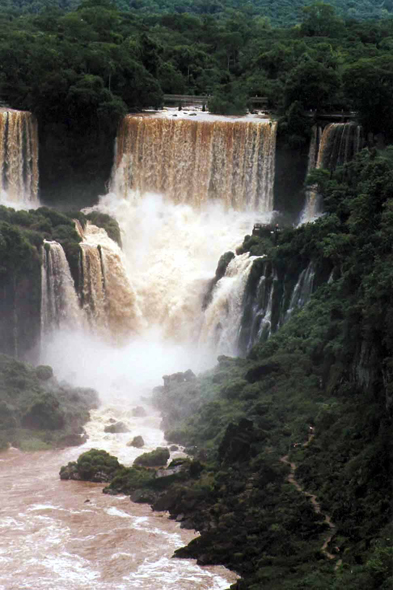 Iguacu, chutes Salto Rivadavia