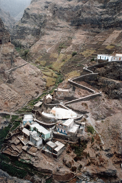 Santo Antão, Ribeira do Corvo