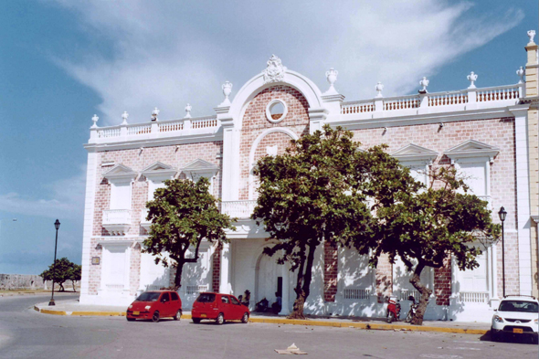 Carthagène, cloître de la Merced