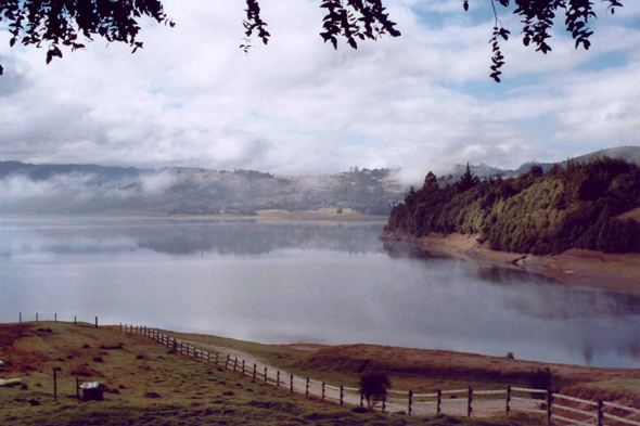 Colombie, embalse del Sisga