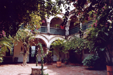 Couvent historique de la Popa