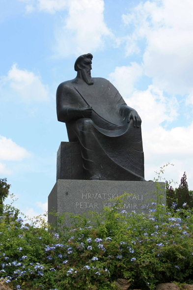 Sibenik, statue de Petar Kresimir IV