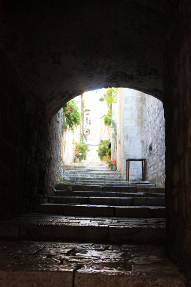 Ville de Korcula, ruelle, Croatie