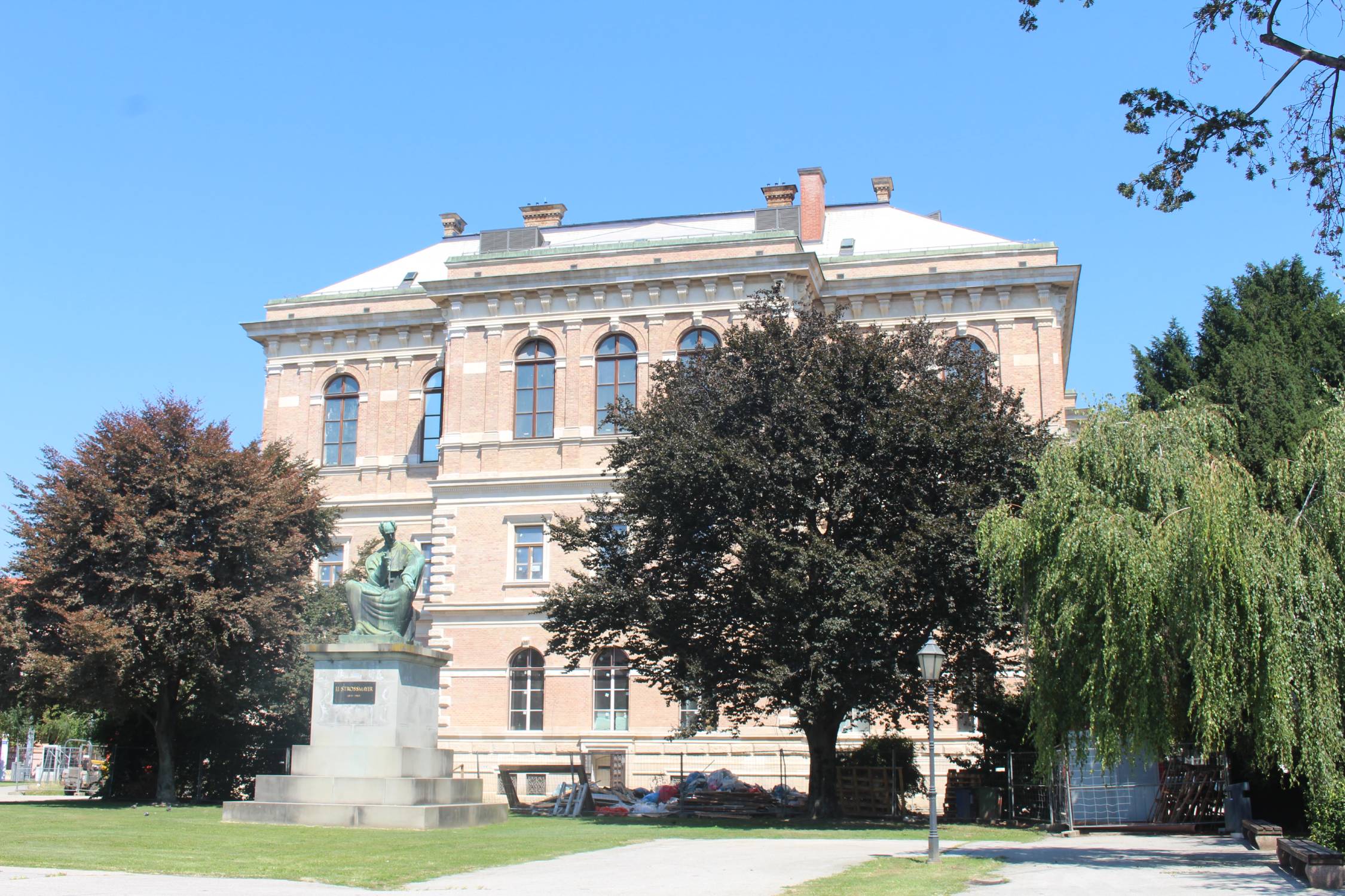 Zagreb, académie des Arts et des Sciences, librairie