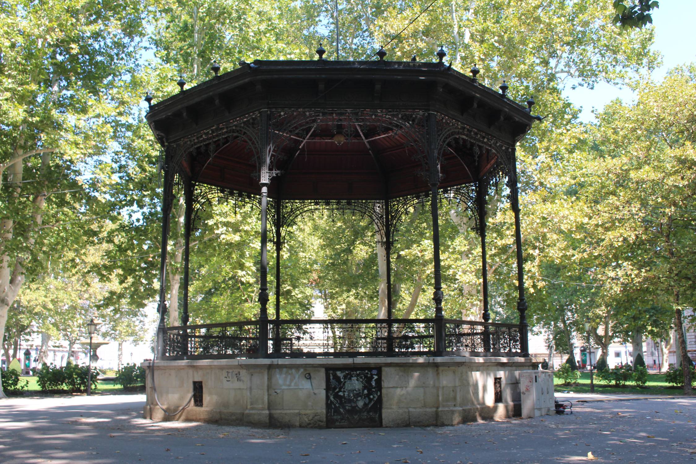 Zagreb, parc Zrinjevac, kiosque