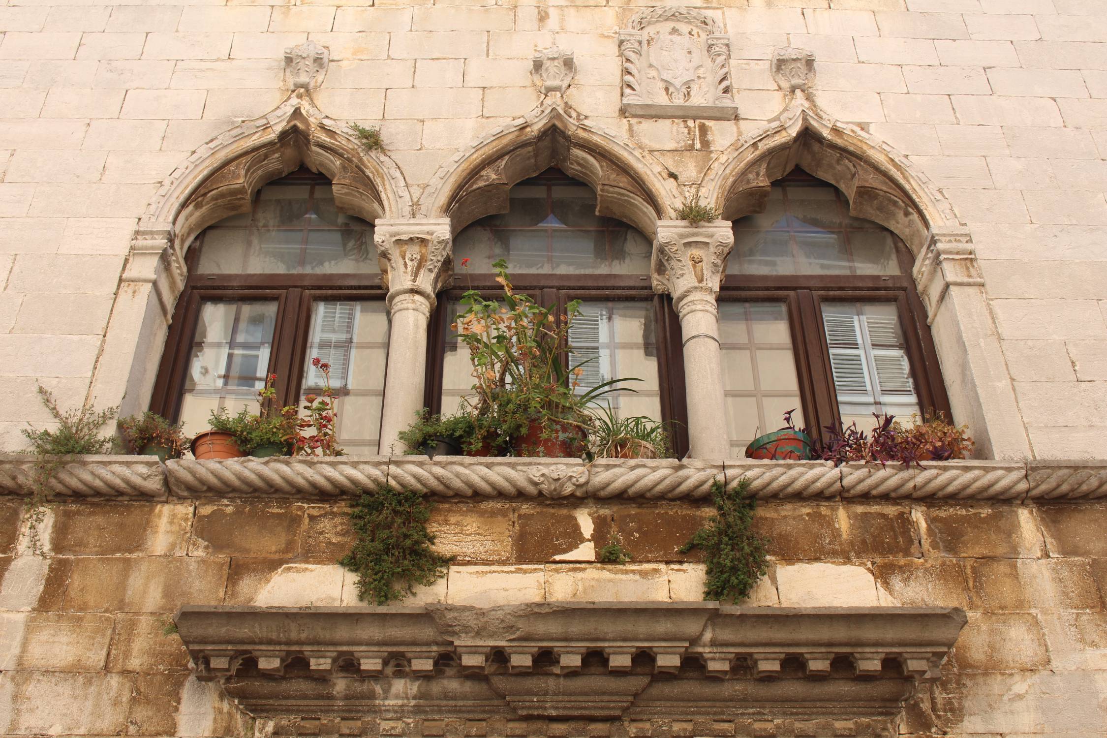 Pore?, maison du Lion