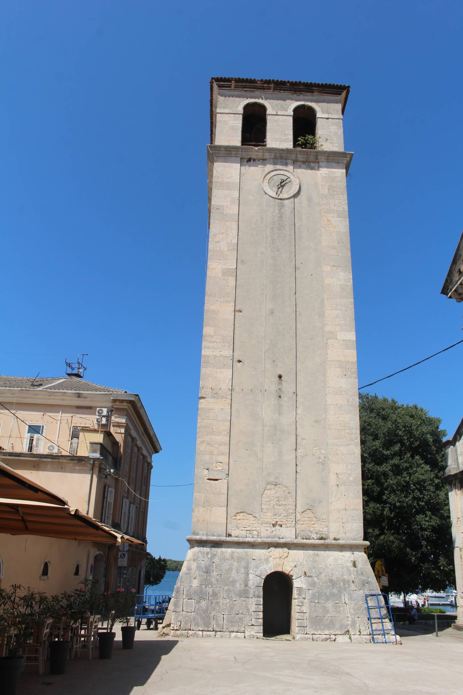 Pula, cathédrale de l'Assomption, campanile