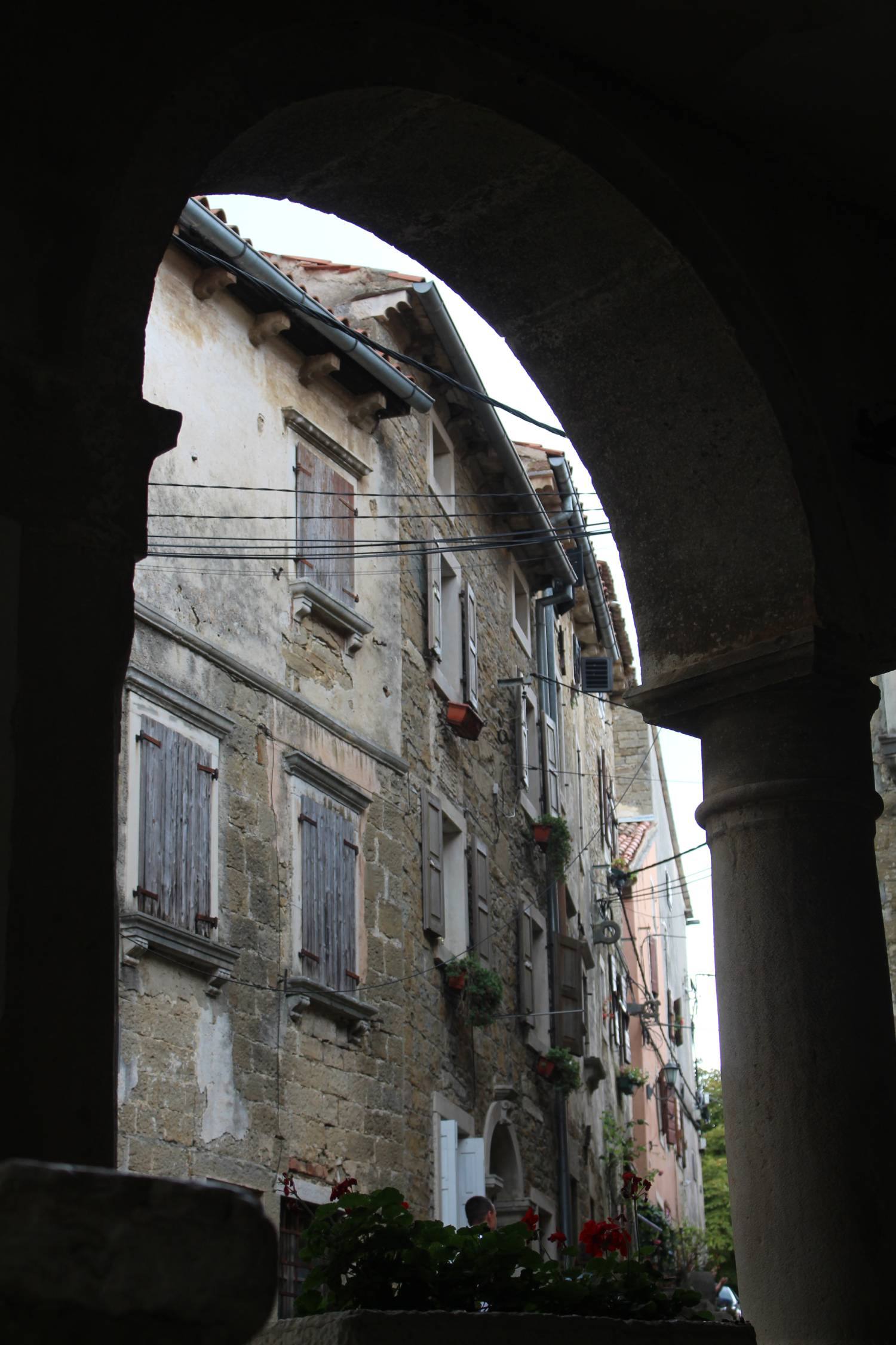 Grožnjan, loggia façade