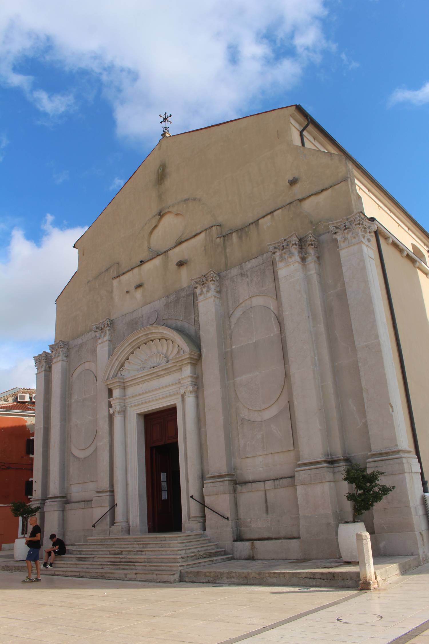 Umag, église de l'Assomption, façade