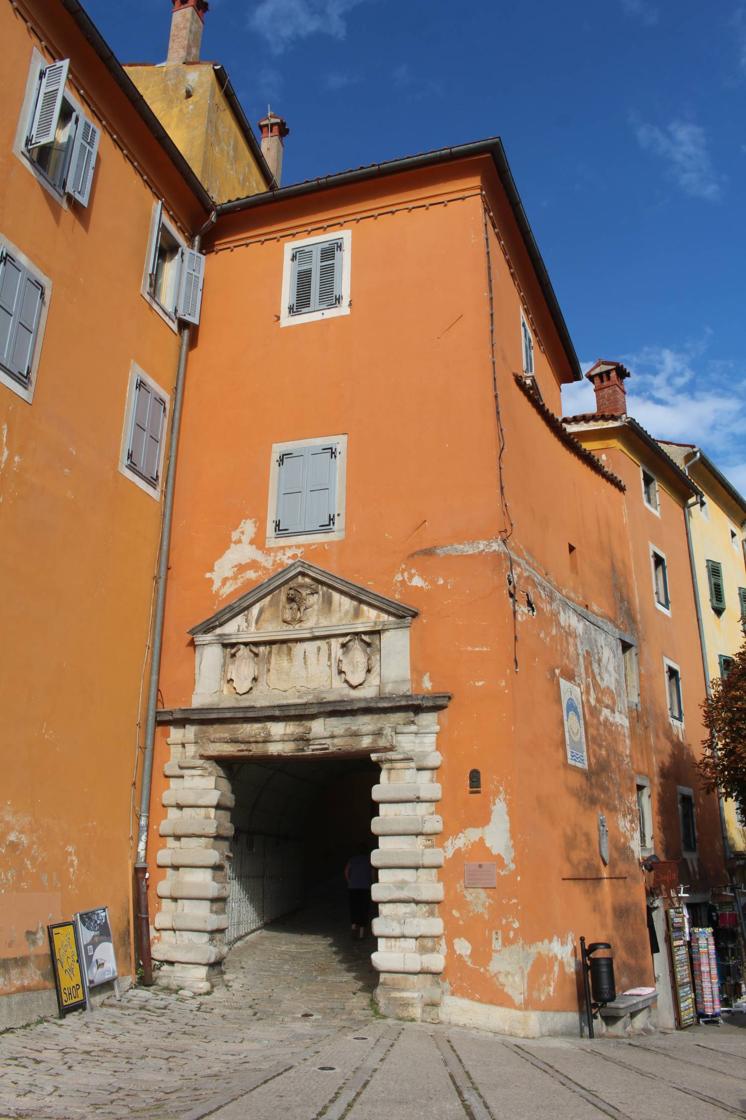 Labin, porte