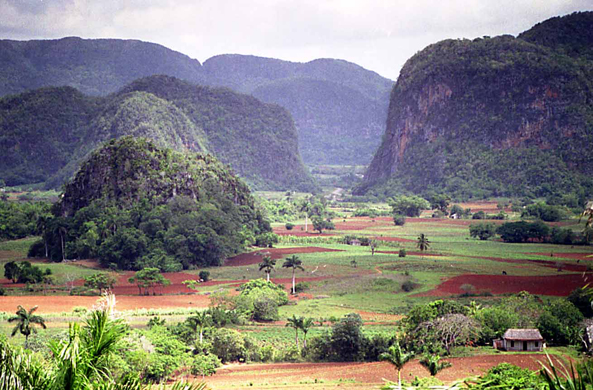 Vallée des Mogotes, Cuba