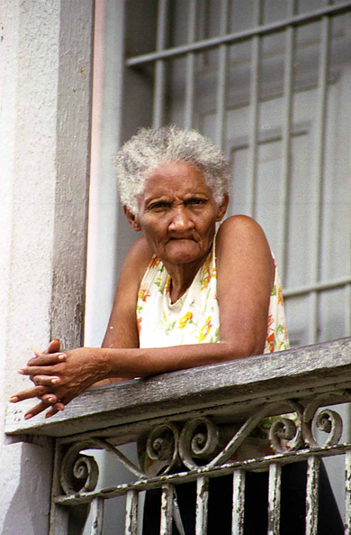 Santiago de Cuba, cubaine, balcon