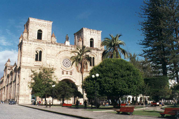 Equateur, Cuenca, Nueva Catedral