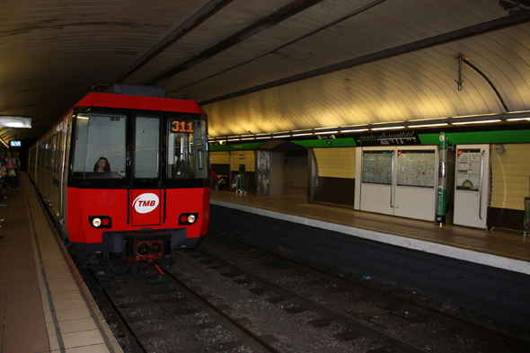 Barcelone, Métro