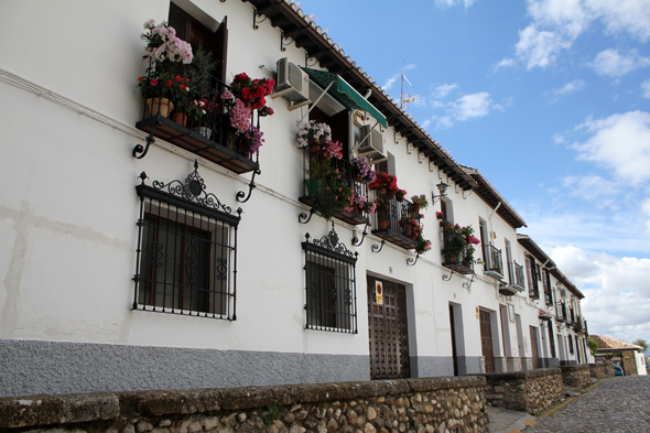 Grenade, balcon fleuri