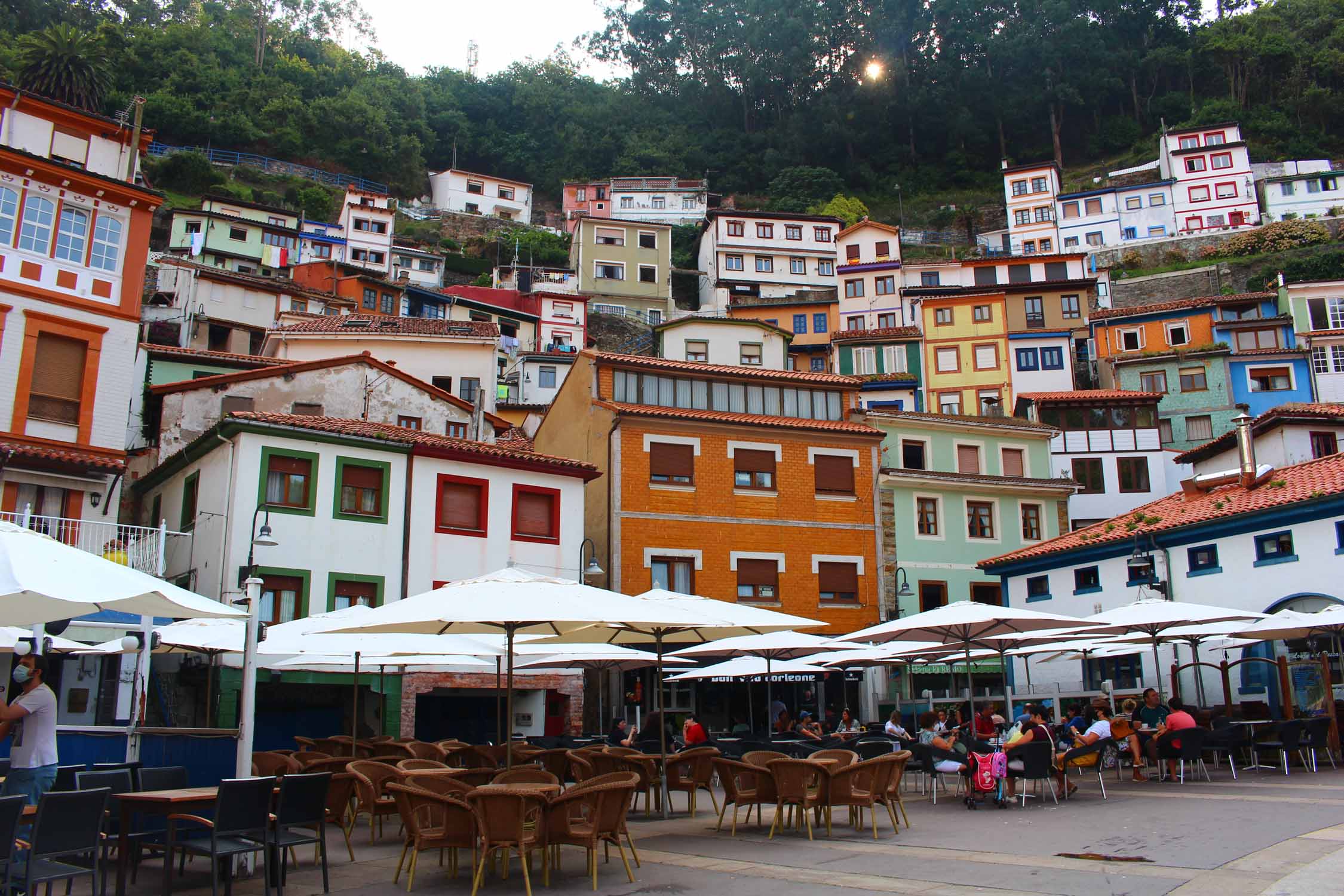 Cudillero, maisons colorées