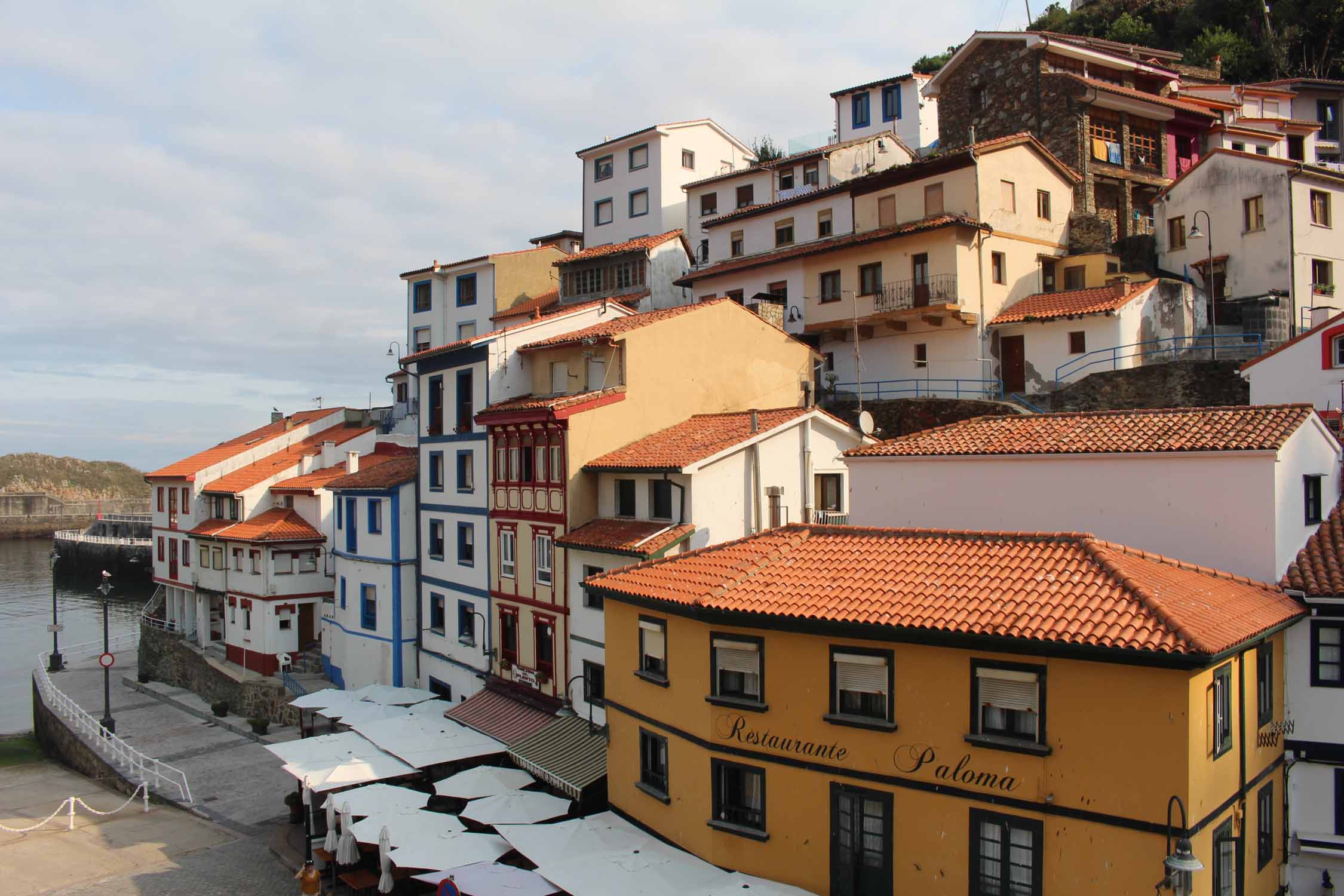 Cudillero, village typique