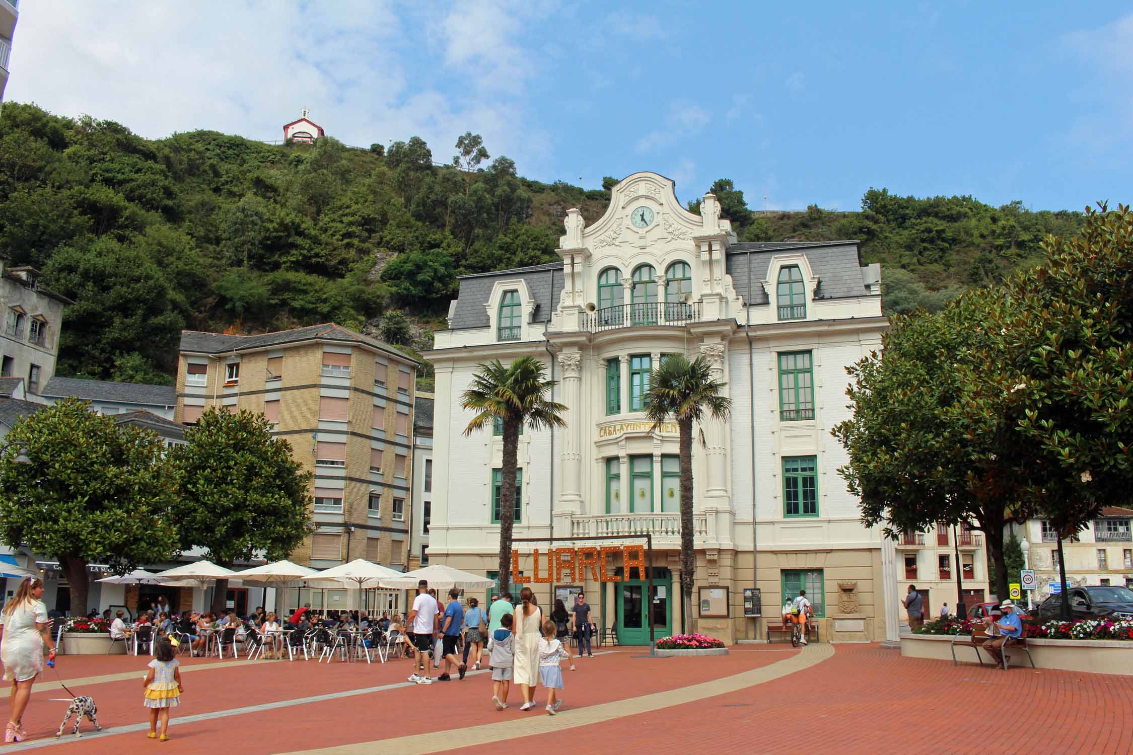 Luarca, Asturies, place Alfonso X el Sabio