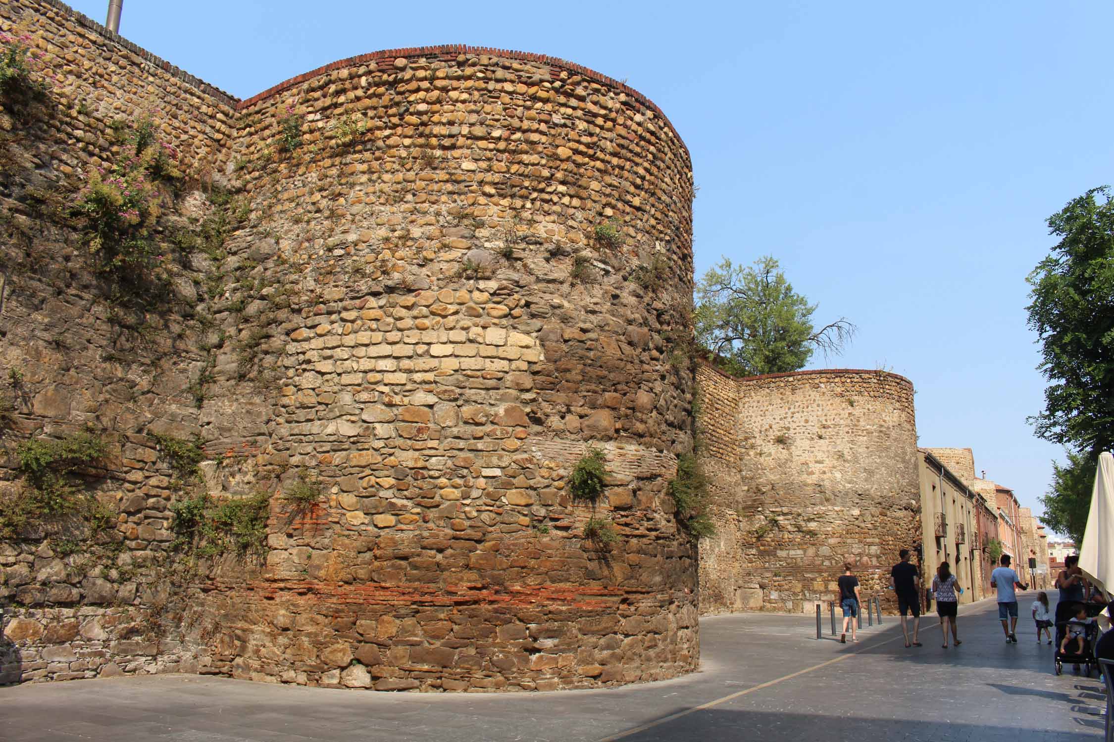 Léon, remparts, donjon