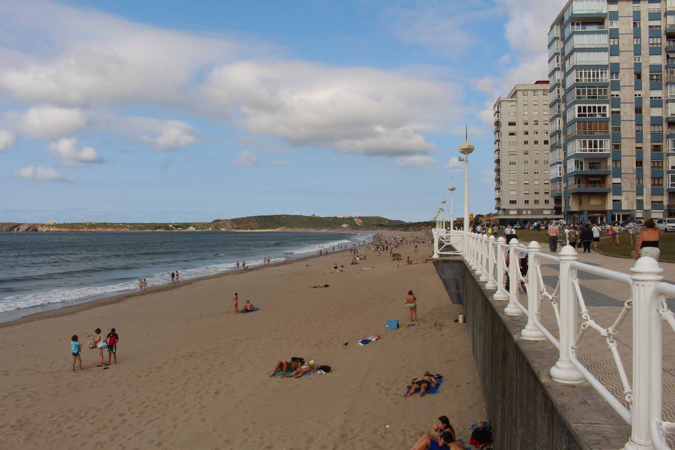 Avilès, plage de Salinas