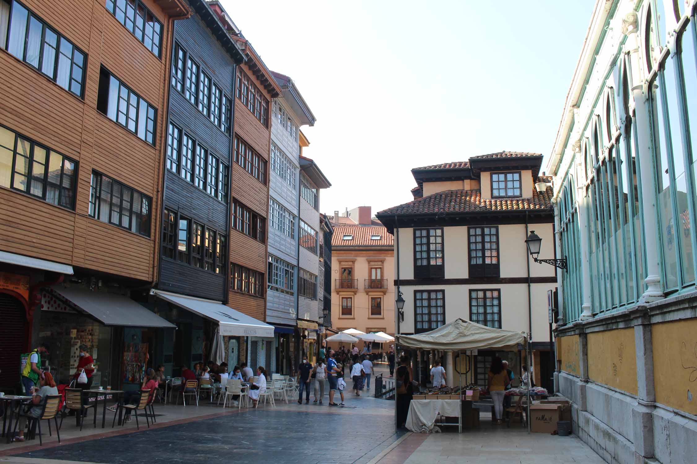 Oviedo, bâtiments typiques rue Fierro