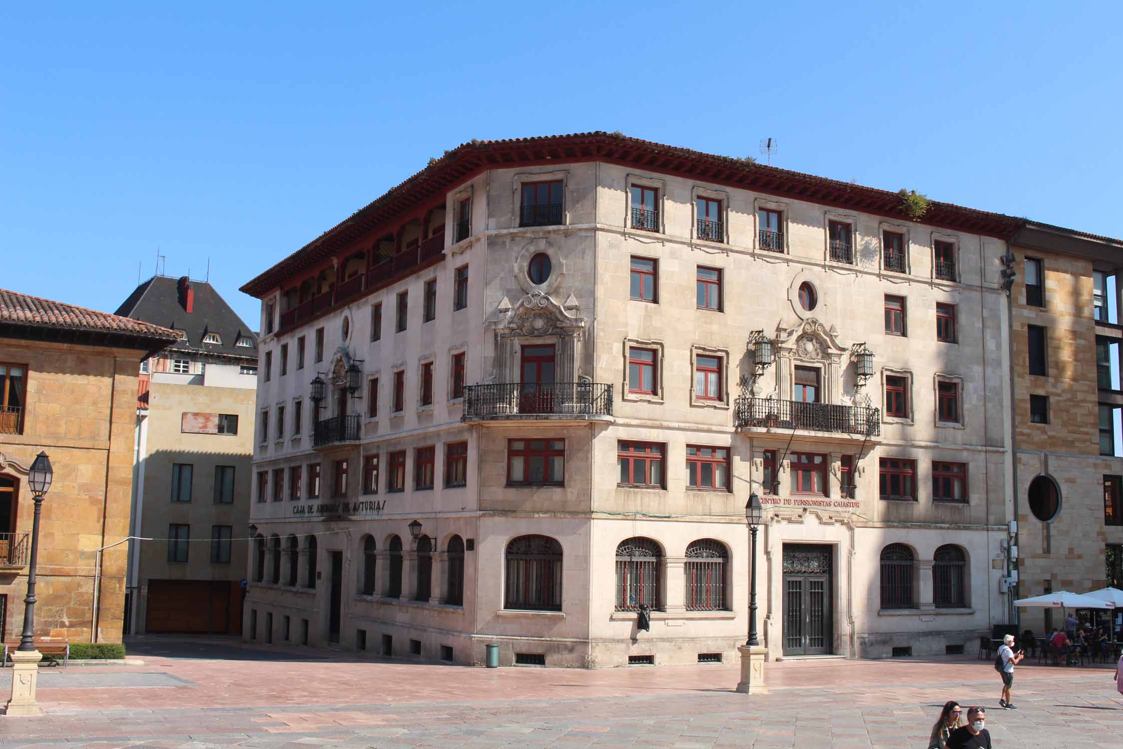 Oviedo, bâtiment, place de la cathédrale