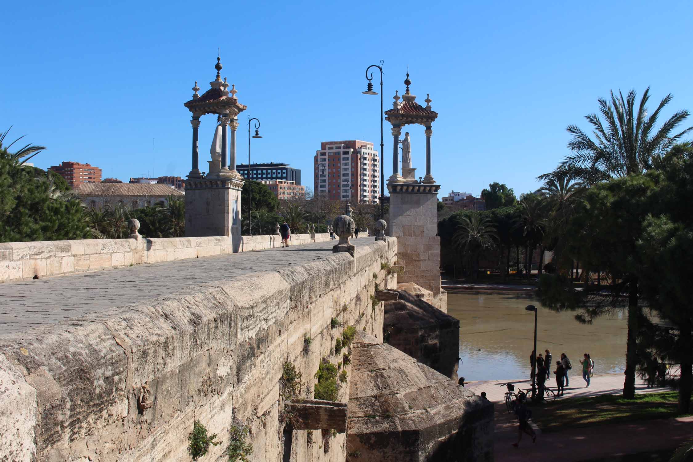 Valence, pont Arago